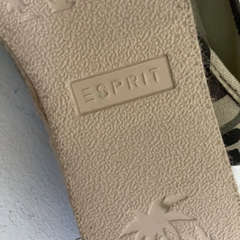Esprit Camo Espadrille Loafer